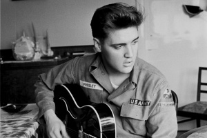 Elvis stays in tune - A little time for practice in the Army
